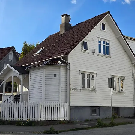 A Room In An Apartment Stavanger Exterior photo